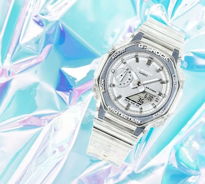 Bild von Casio G-Shock Mini Carbon Core Guard Skeleton x Metallic Dial