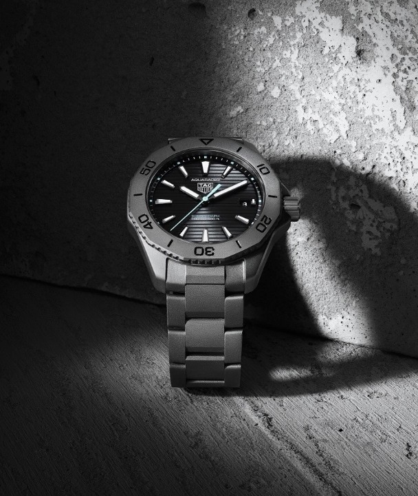 Bild von Tag Heuer Aquaracer Professional 200 Solargraph
