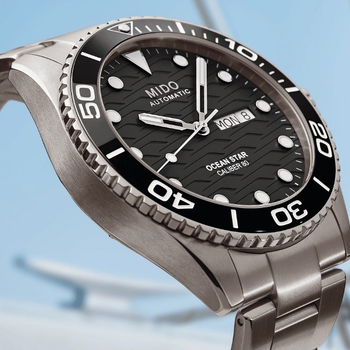 Bild von Mido Ocean Star 200C Titanium