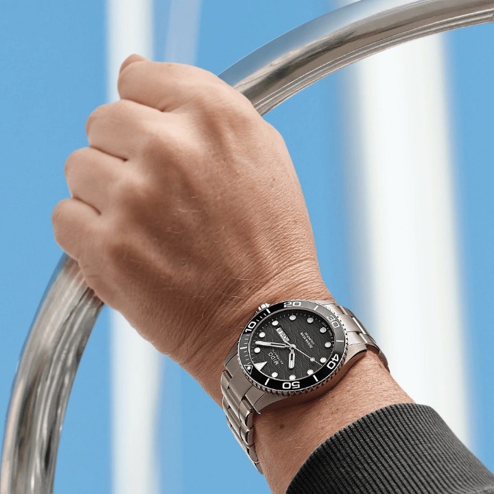 Bild von Mido Ocean Star 200C Titanium