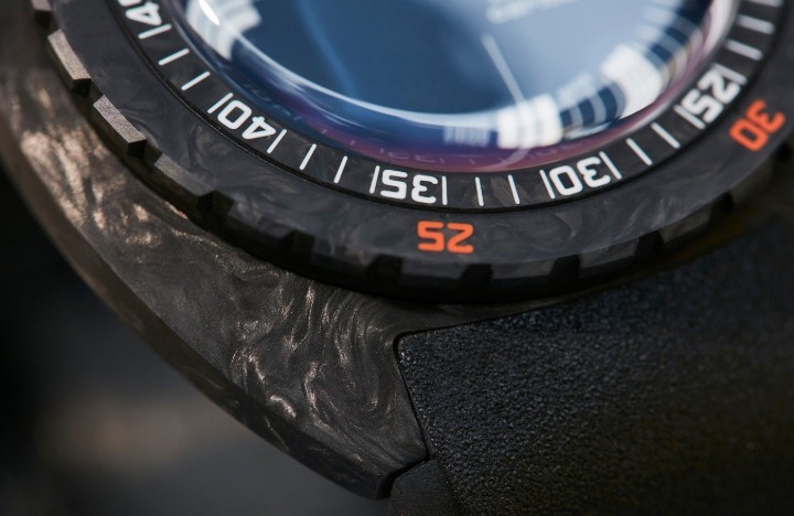 Bild von Doxa SUB 300 Carbon Caribbean