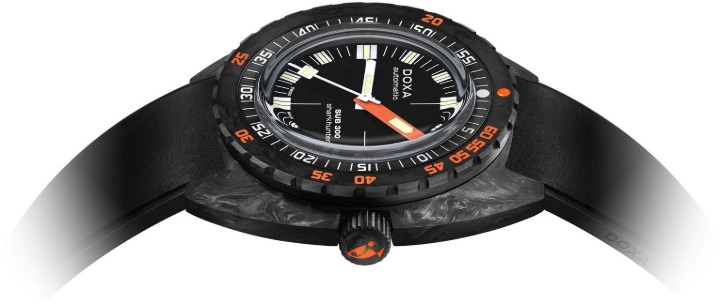 Bild von Doxa SUB 300 Carbon Sharkhunter