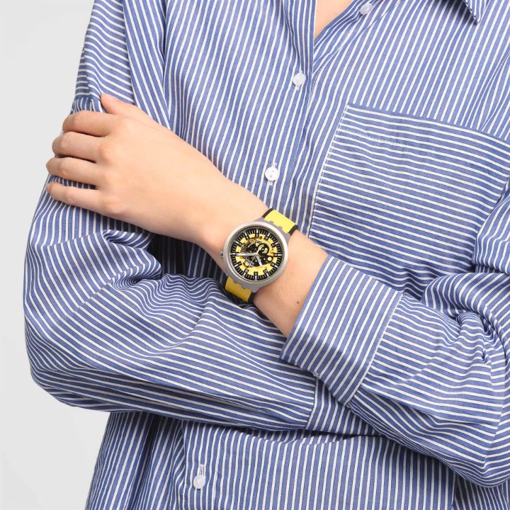 Bild von Swatch Bolden Yellow