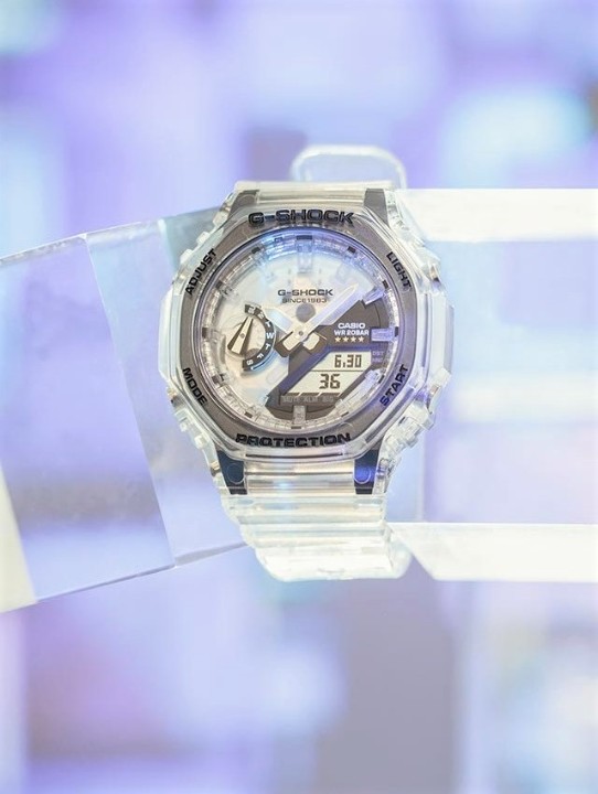 Bild von Casio G-Shock 40th Anniversary Clear Remix