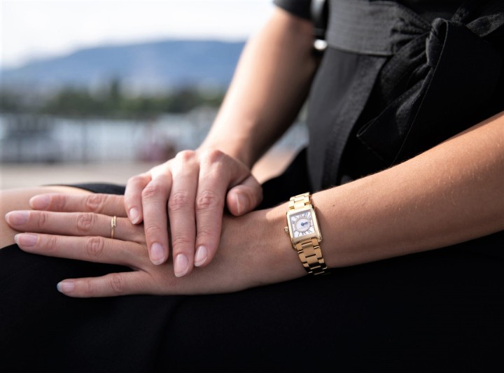 Bild von Frederique Constant Classics Carrée Ladies
