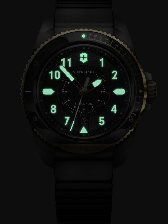 Bild von Victorinox Journey 1884 Quartz