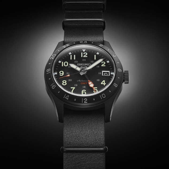 Bild von Seiko 5 Sports Field ‘Deception’ GMT