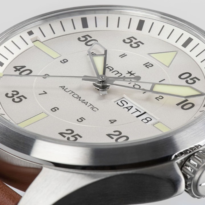 Bild von Hamilton Khaki Aviation Pilot Day Date