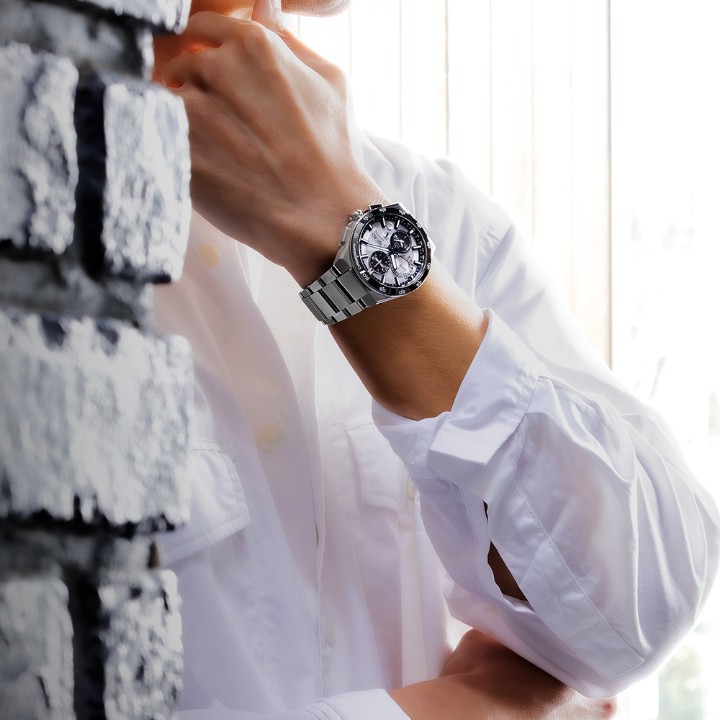 Bild von Seiko Astron GPS Solar