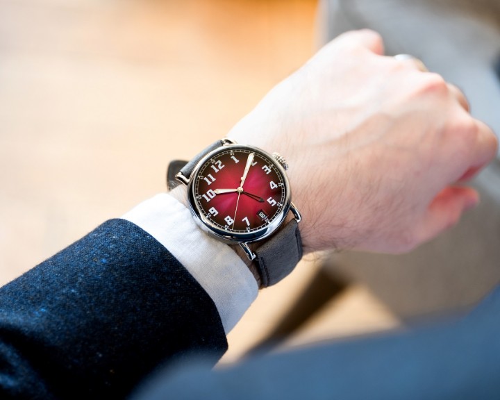 Bild von H. Moser & Cie Heritage Dual Time