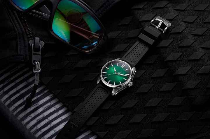 Bild von H. Moser & Cie Pioneer Centre Seconds Cosmic Green