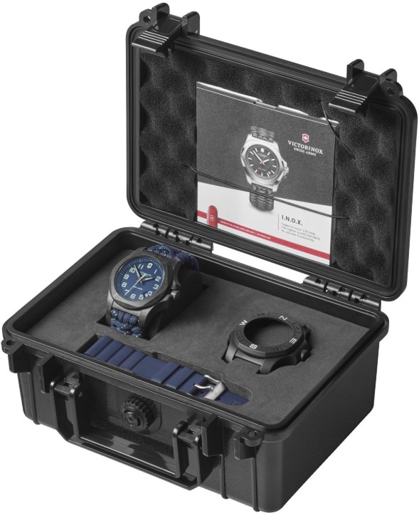Bild von Victorinox I.N.O.X. Carbon
