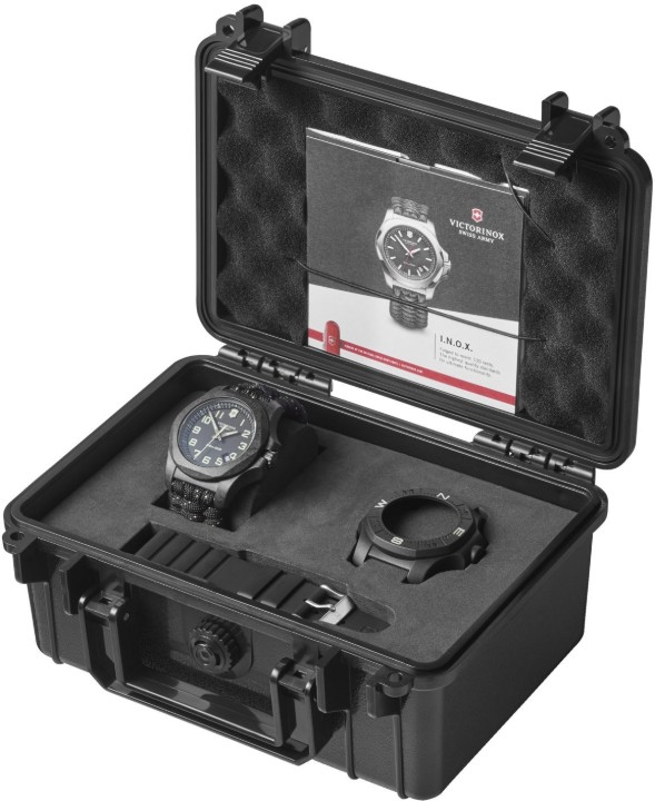 Bild von Victorinox I.N.O.X. Carbon