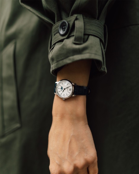 Bild von Frederique Constant Classics Slimline Ladies Moonphase