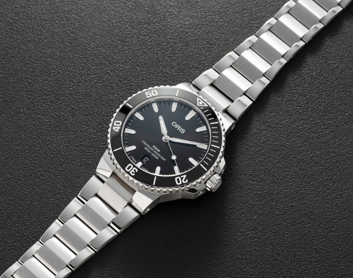 Obrázek Oris Aquis Date