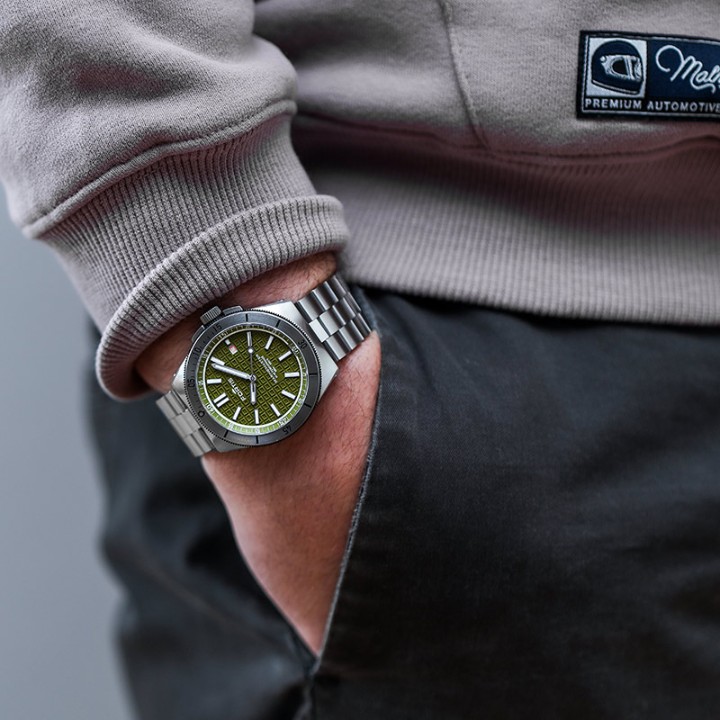Bild von Fortis Marinemaster M-40 Woodpecker Green