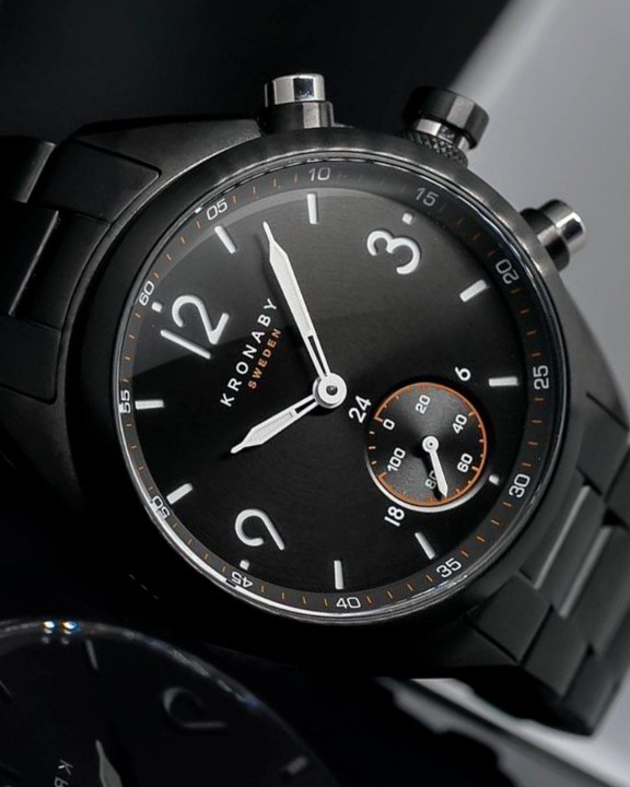 Bild von Kronaby Apex 43 Black