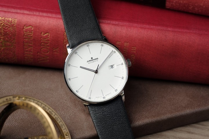 Bild von Junghans Form A