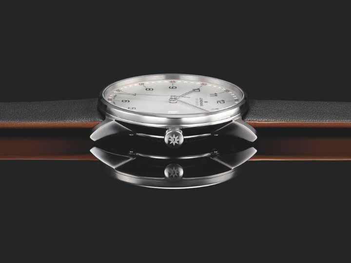 Bild von Junghans Form A
