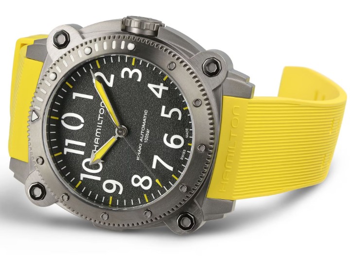 Bild von Hamilton Khaki Navy BeLOWZERO Auto Titanium