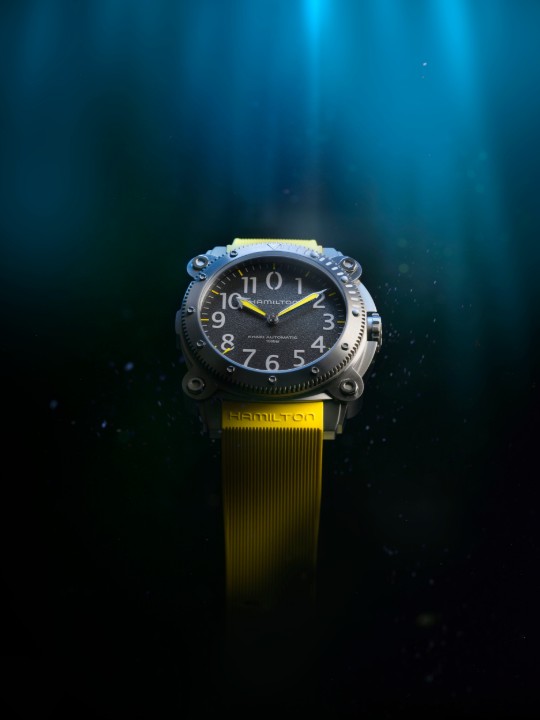 Bild von Hamilton Khaki Navy BeLOWZERO Auto Titanium