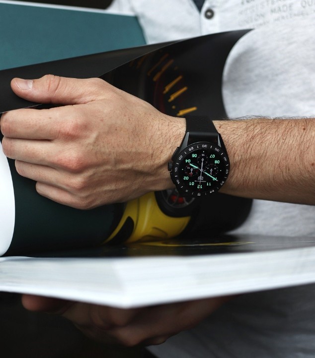 Bild von Tag Heuer Connected Calibre E4