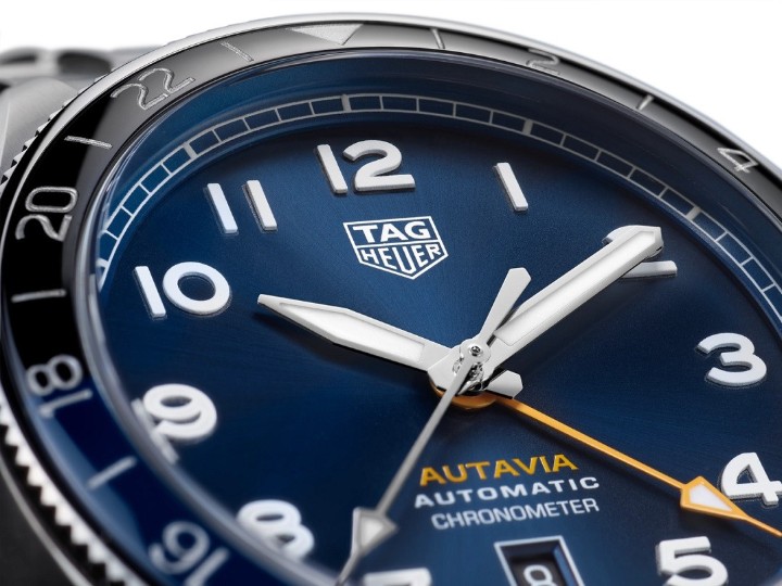 Bild von Tag Heuer Autavia COSC GMT