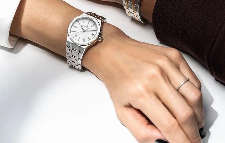 Bild von Maurice Lacroix Aikon Quartz