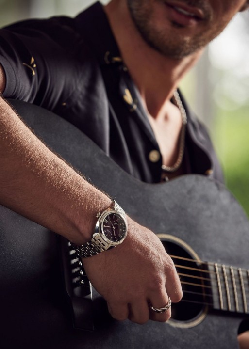 Bild von Bulova Classic Jet Star Quartz