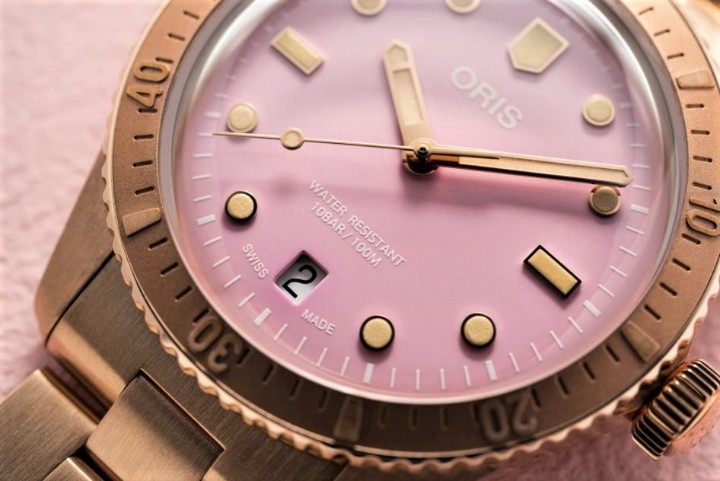 Bild von Oris Divers Sixty-Five ‘Cotton Candy’