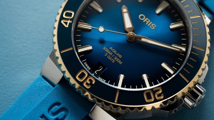 Bild von Oris Aquis Date Calibre 400