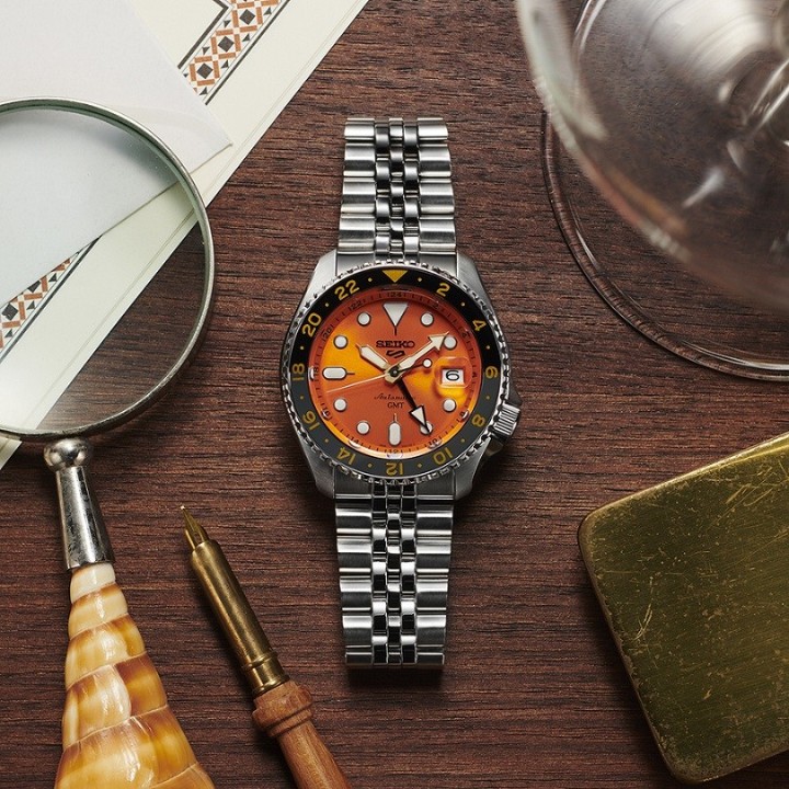 Bild von Seiko 5 Sports 'Mikan Orange' GMT