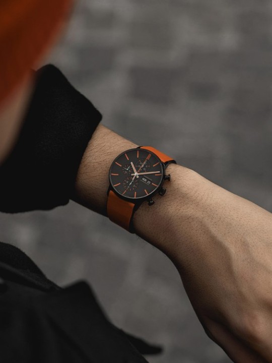 Bild von Junghans FORM A Chronoscope (EN)