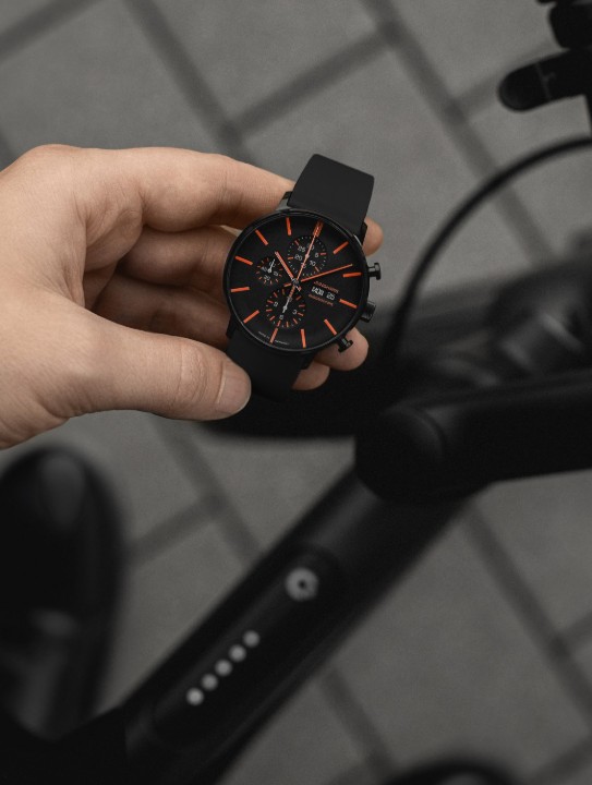 Bild von Junghans FORM A Chronoscope (EN)