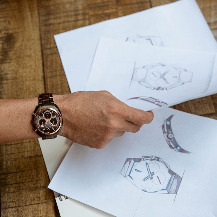 Bild von Bulova CURV Quartz