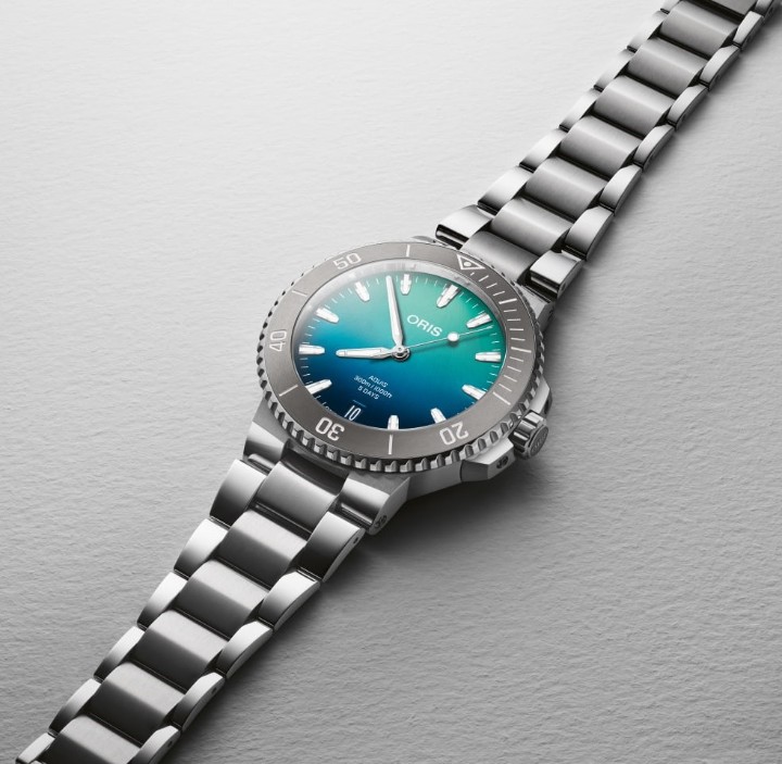 Bild von Oris Aquis Date Great Barrier Reef Limited Edition IV