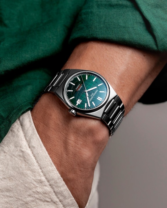 Bild von Frederique Constant Highlife Automatic COSC