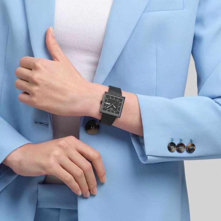 Bild von Swatch What If...Blackagain?