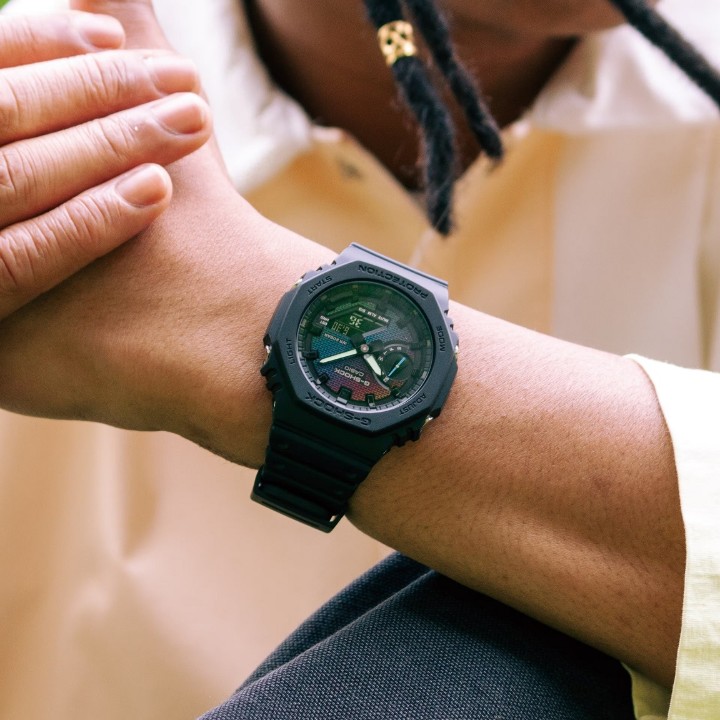 Bild von Casio G-Shock Carbon Core Guard Rainbow Brick Wall Series