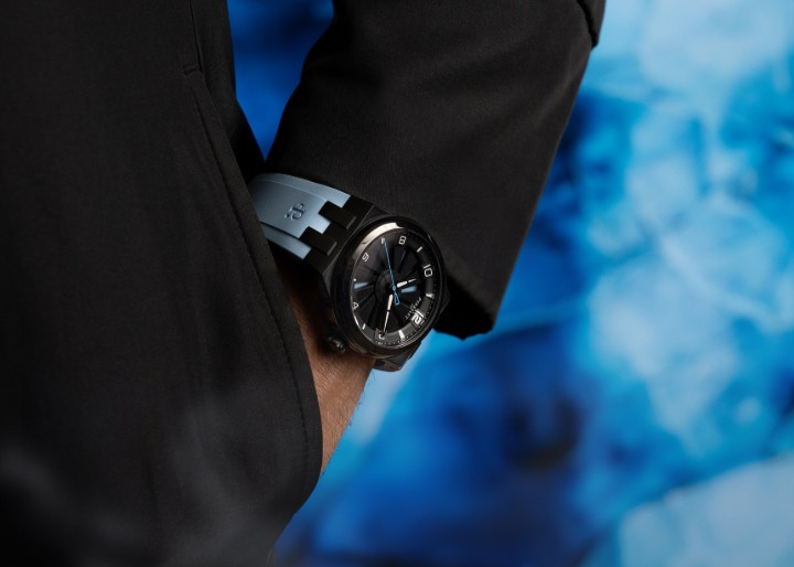 Bild von Perrelet Turbine Titanium 41 Ice Blue