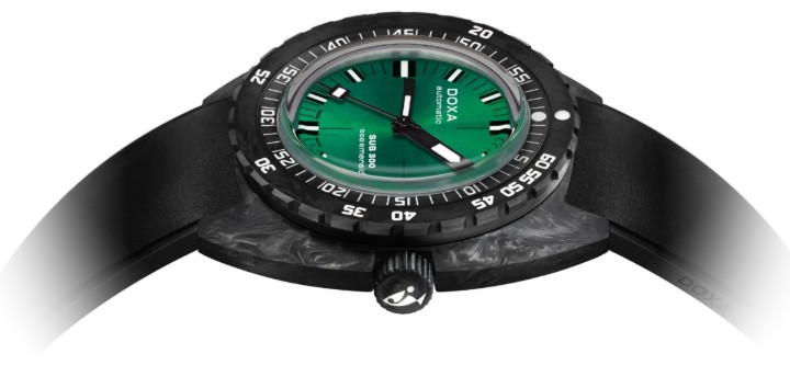 Bild von Doxa SUB 300 Carbon Sea Emerald