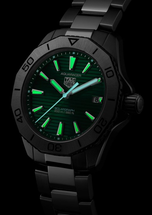 Bild von Tag Heuer Aquaracer Professional 200 Solargraph