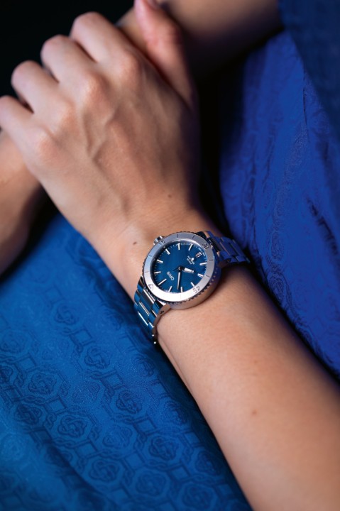 Bild von Oris Aquis Date