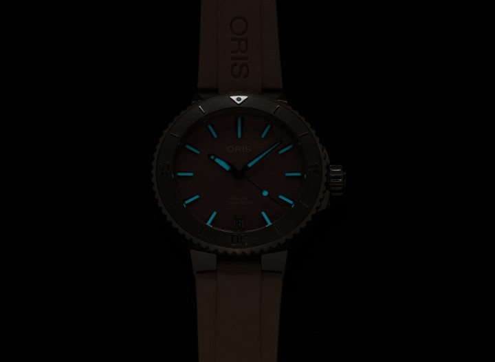 Bild von Oris Aquis Date