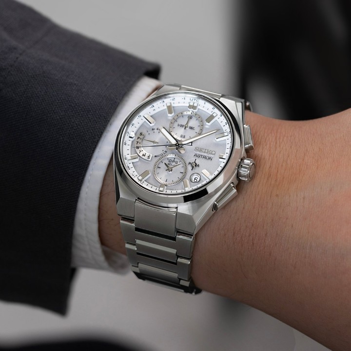 Bild von Seiko Astron GPS Solar