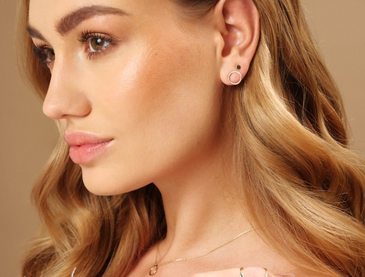 Bild von Ohrringe LOEE Essence aus Gelbgold