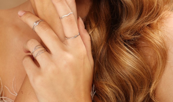 Bild von Ring LOEE Essence aus Weißgold