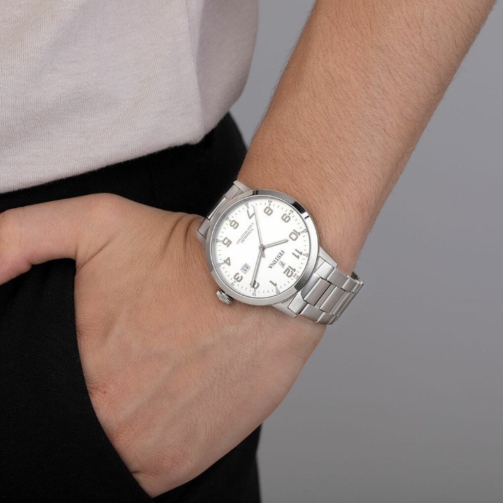 Bild von Festina Titanium Date