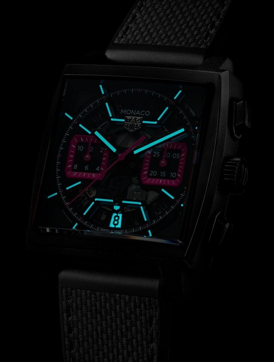 Bild von Tag Heuer Monaco Pink