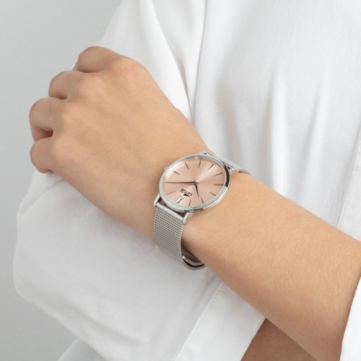 Bild von Lotus Smart Casual